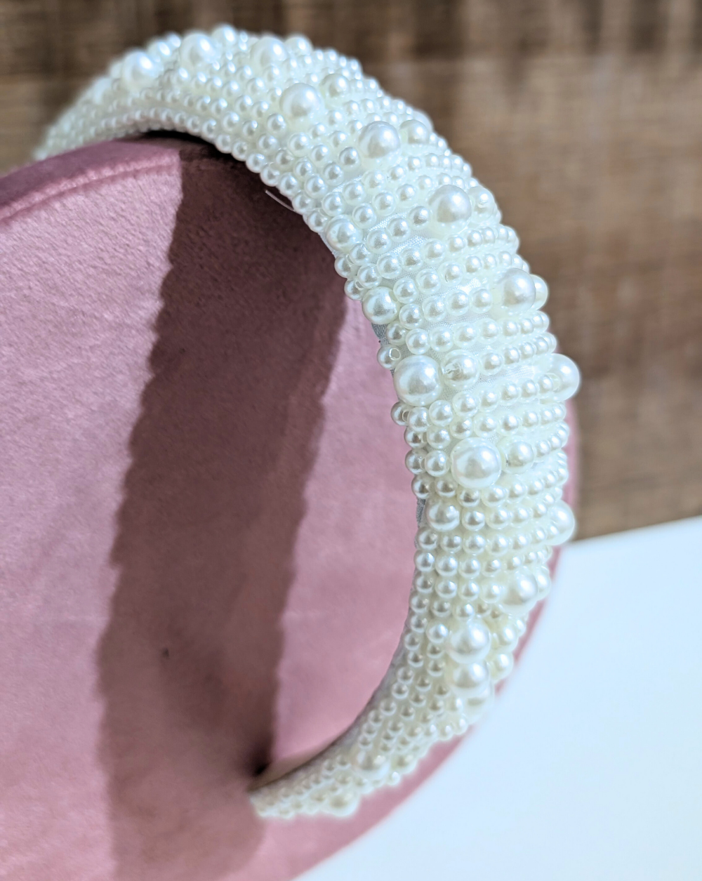 Haarreif PEARL mit reichhaltigem Perlen-Look – Trgovina Patrizia