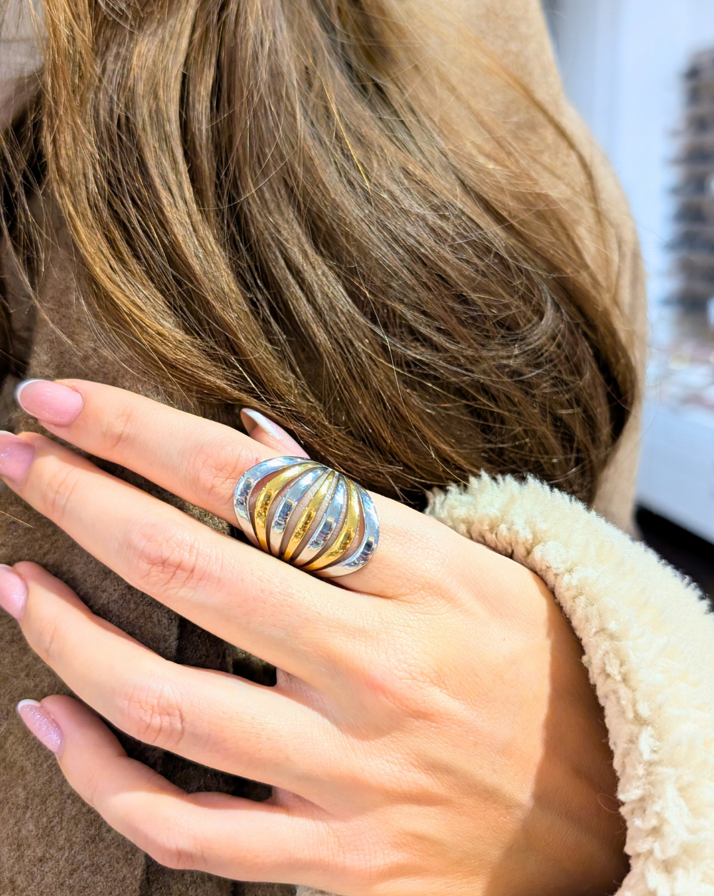 Ring  RIBBON stainless RIBBON Ring with gold-silver design on the hand – Trgovina Patrizia