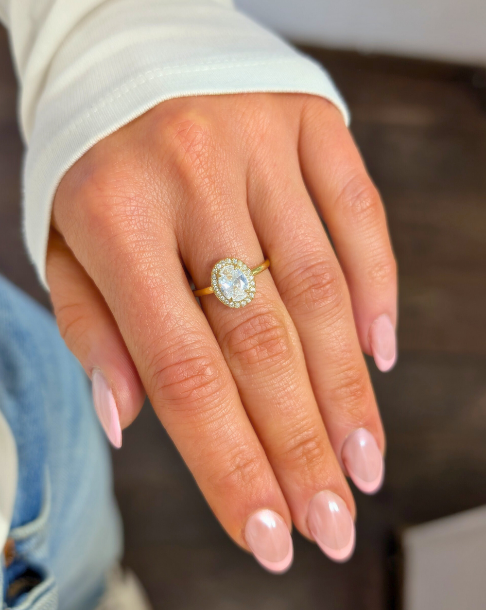 Ring GLOW Ring with oval crystal and sparkling stainless steel frame, Trgovina Patrizia