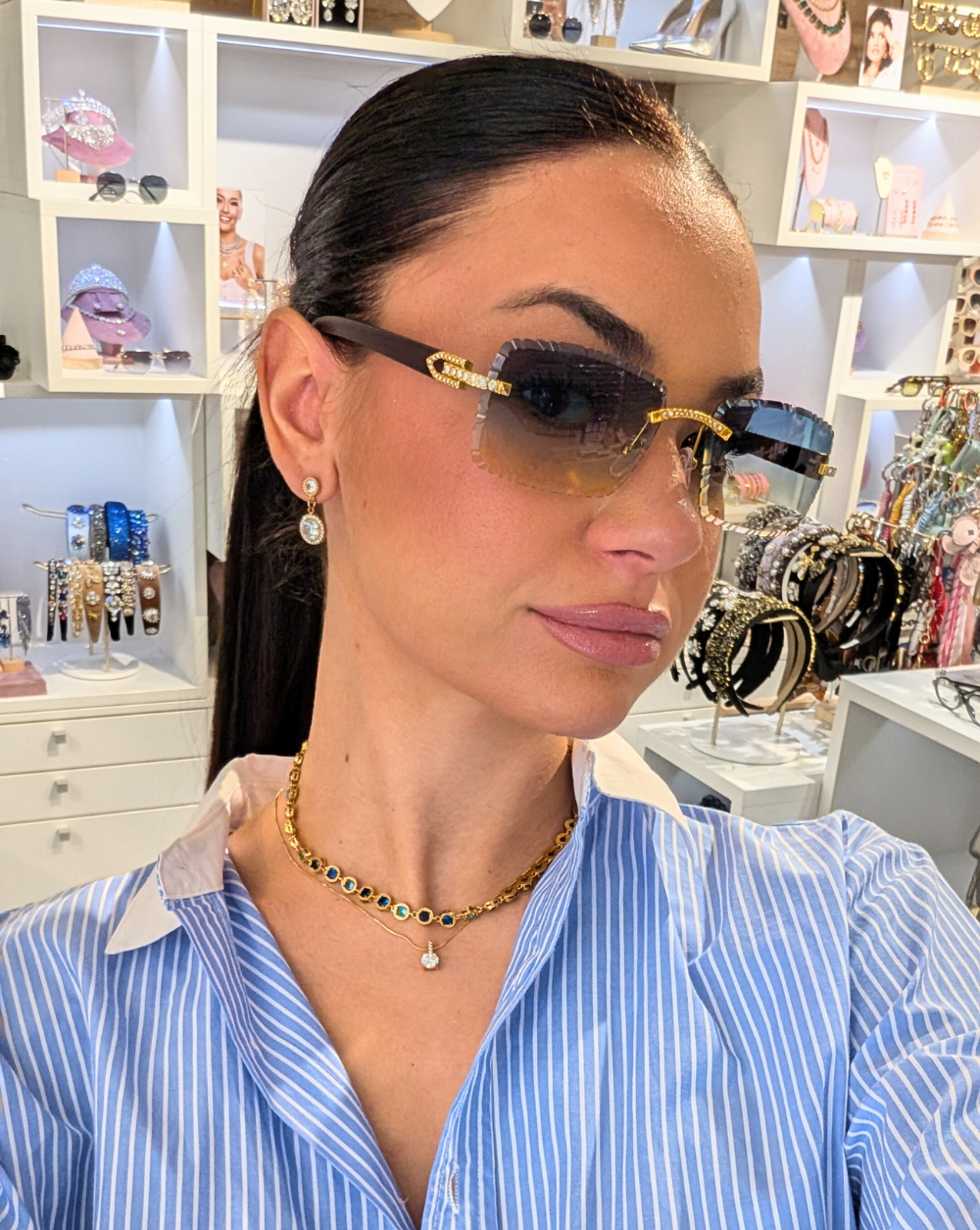 Sunglasses frameless, Gold protection Patrizia Ljubljana, fashion trend 2026