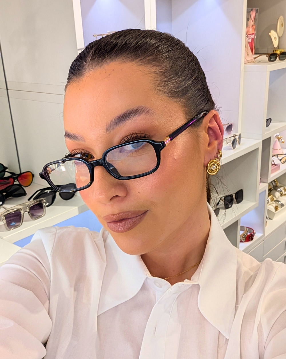 Blue light glasses a slim rectangular frame for protection against blue light – trgovina Patrizia , a modern and elegant accessory