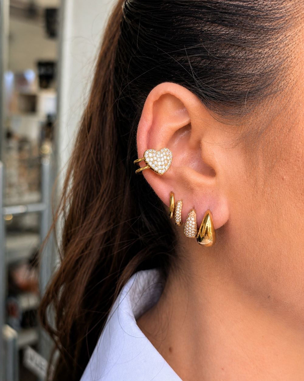 Heart-shaped earcuff with crystals – trgovina Patrizia , elegant modern jewelry