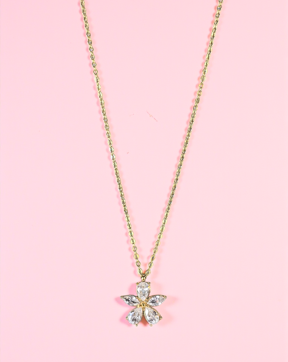 Verižica BLOSSOM SHINE s cvetličnim obeskom iz nerjavečega jekla, eleganten ženski nakit – Trgovina Patrizia Ljubljana