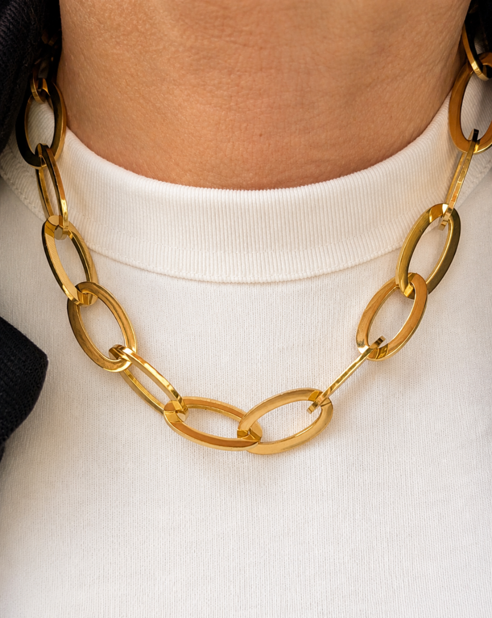 Fashion necklace large oval links made of stainless steel or surgical steel – trgovina Patrizia , statement modern jewelry