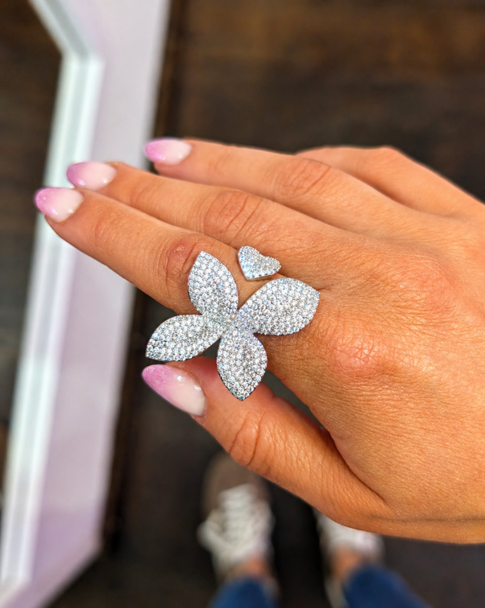 Ring Statement Ring with pave crystals – trgovina Patrizia , elegant and glamorous jewelry