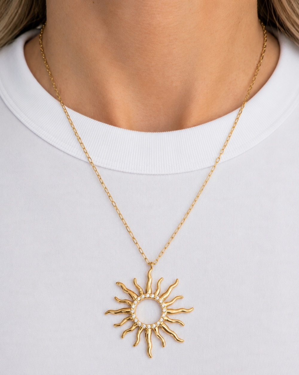 Necklace a sun motif and crystals, made of stainless steel or surgical steel – trgovina Patrizia , elegant statement jewelry