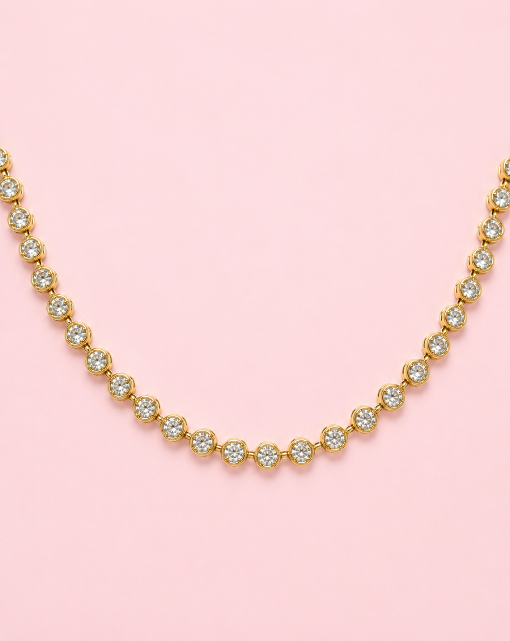 necklace SOLITAIRE, made of stainless steel with clear, sparkling crystals – Trgovina Patrizia Ljubljana.