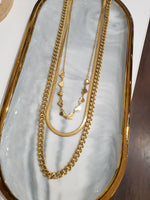 Triple CHAIN ​​chain with hearts-Gold