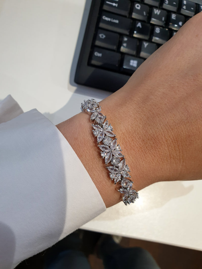 Bracelet with zircons FLOWERS-Silver