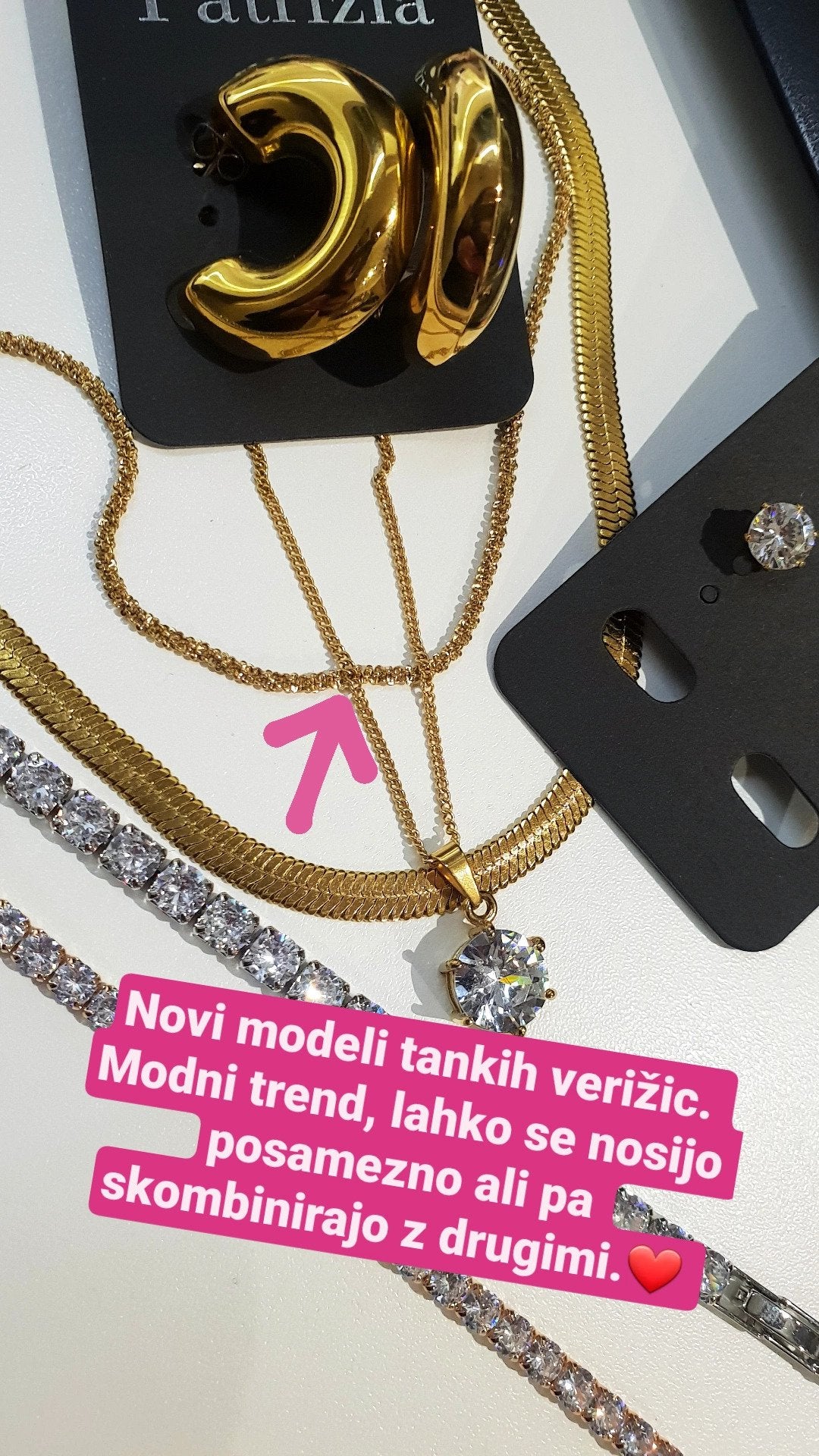 Thin fashionable necklace